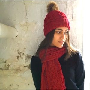 Hat and Scarf 2pc Set. Chunky Cable Knit Red Fleece Lined Hat